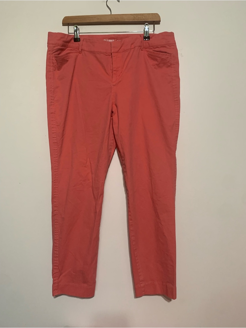 Old Navy Coral Pixie Pants